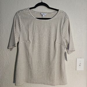 New with tags white and tan checkered blouse